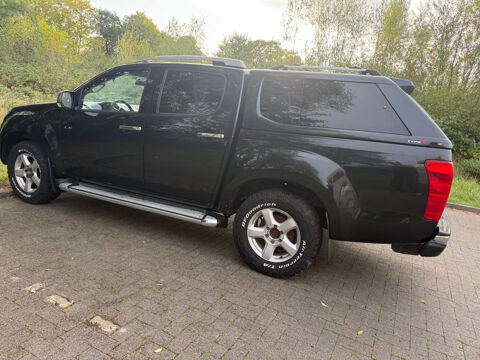 D-Max DMAX Double cabine 2.5 L D 163cv automatique camera hard top 2015 occasion 39140 Bletterans