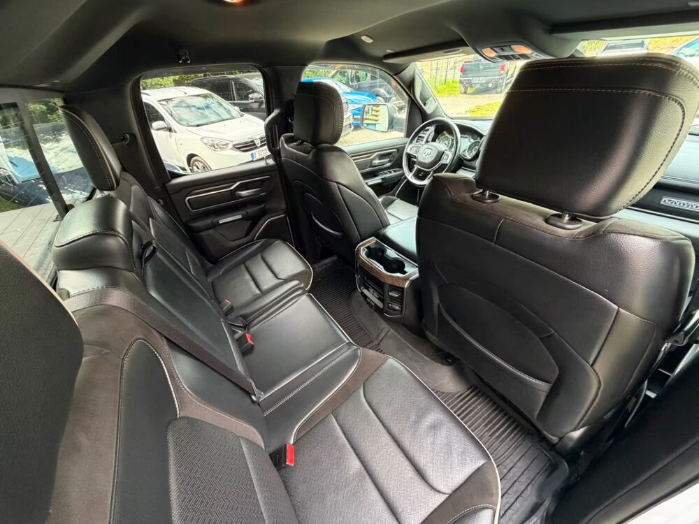 RAM 1500 5,7 HEMI LAIE Apple CarPlay ATTELAGE PACK HIVER 2019 occasion 39140 Bletterans