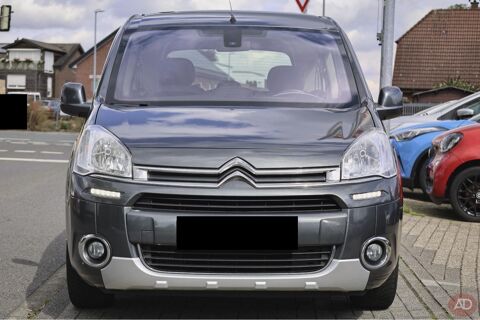 Berlingo BERLINGO 1.6 HDI 92CV BOITE AUTO MULTISPACE CLIM REGUL 2014 occasion 39140 Bletterans