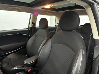 Cooper COOPER 2.0D 112cv Automatik Xenon gps toit pano sieges chauf 2013 occasion 39140 Bletterans