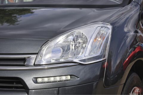 Berlingo BERLINGO 1.6 HDI 92CV BOITE AUTO MULTISPACE CLIM REGUL 2014 occasion 39140 Bletterans