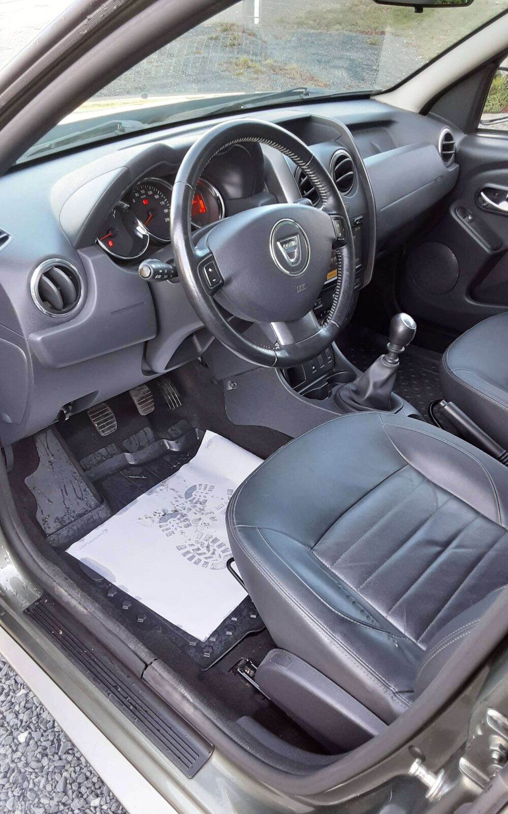 Duster DUSTER 1.5dci 90cv 4x4 clim gps regul cuir attelage distri 2015 occasion 39140 Bletterans