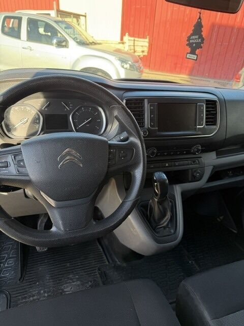 Jumpy JUMPY 1.6 hdi 95cv fourgon tole cabine 3 places attelage a 2017 occasion 39140 Bletterans