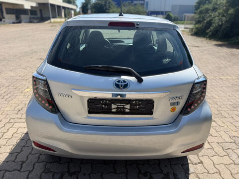 Yaris YARIS Hybrid Life Kamera/Klimaautomatik/LED 2012 occasion 39140 Bletterans