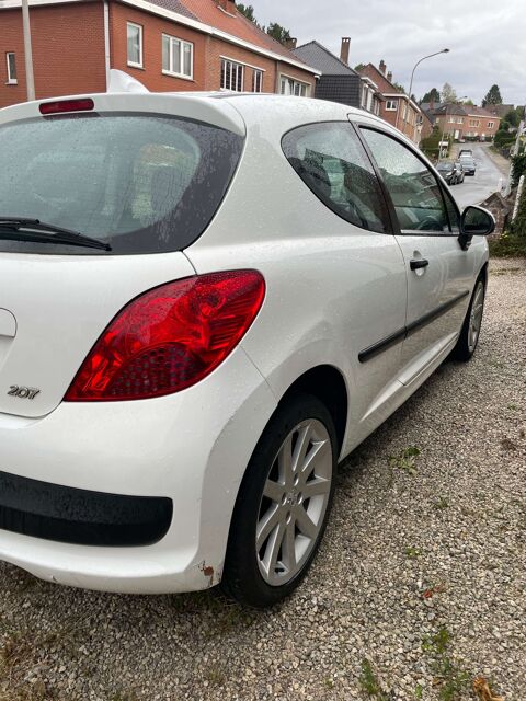 207 1.4i Trendy 75cv 3 portes 2009 occasion 39140 Bletterans