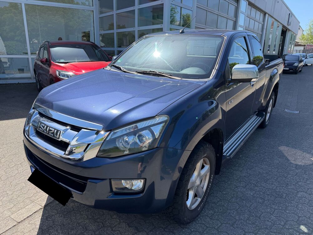 D-Max DMAX 2.5D 163CV boite auto 4x4 2 portes Space Cab 4 places 2014 occasion 39140 Bletterans