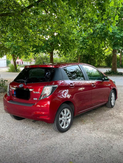 Yaris YARIS 1,5-l-VVT-i Hybrid Edition 2014 Editio... 2014 occasion 39140 Bletterans
