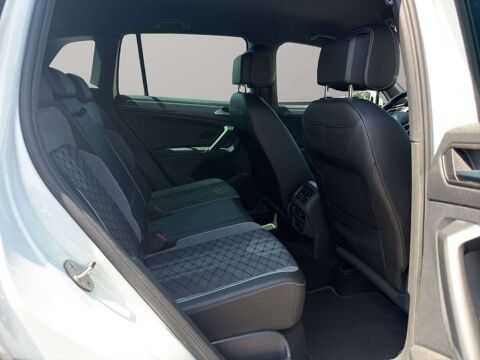 Tiguan TIGUAN R-Line 4Motion*Matrix*Automatik*Apple carplay*200cv* 2023 occasion 39140 Bletterans