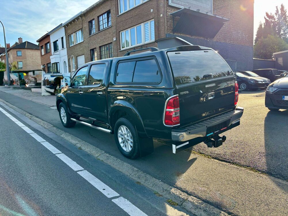 Hi Lux HILUX DOUBLE CAB Hilux 3.0 D-4D 4x4 bva \ AmaZonia \  clim 2014 occasion 39140 Bletterans