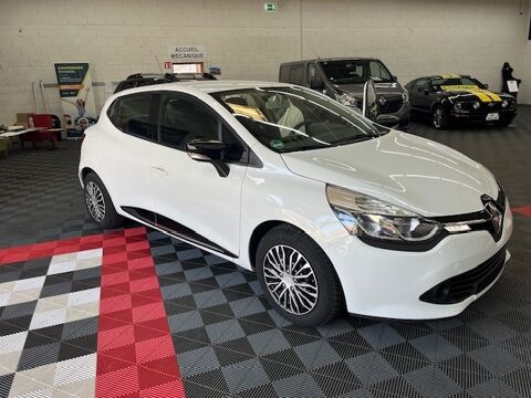 Renault clio 1.2 5 portes 75cv GPS REGUL CLIM PREMIER