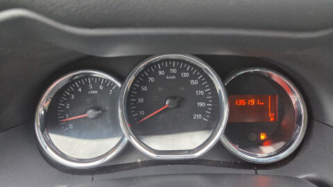 Duster DUSTER 1.5 dci 4x4 110cv gps clim pdc cuir regum 2014 occasion 39140 Bletterans