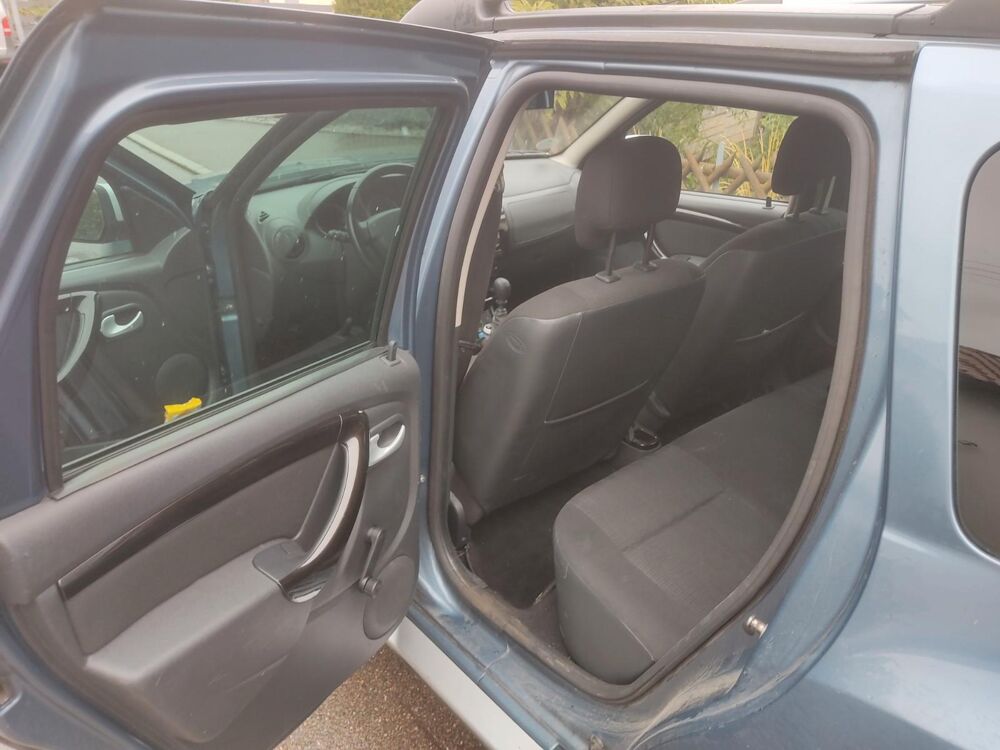 Duster DUSTER 1.5 dci 110cv 4x4 laureate attelage distrib faite 2012 occasion 39140 Bletterans