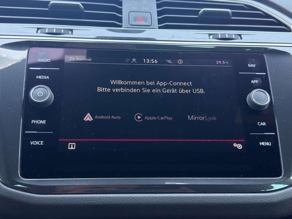 Tiguan TIGUAN R-Line 4Motion*Matrix*Automatik*Apple carplay*200cv* 2023 occasion 39140 Bletterans