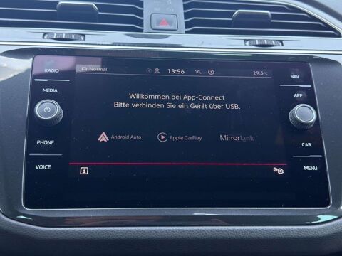 Tiguan TIGUAN R-Line 4Motion*Matrix*Automatik*Apple carplay*200cv* 2023 occasion 39140 Bletterans