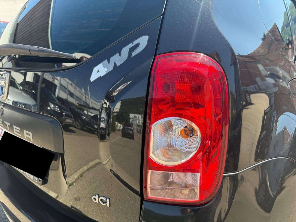 Duster DUSTER 1.5 dci 110cv Prestige 4x4- attelage 2011 occasion 39140 Bletterans