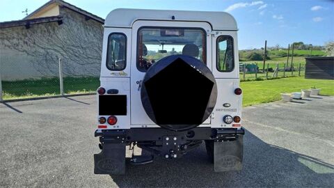 Defender DEFENDER 2.2 TD4 122 90 E Station Wagon 2013 occasion 39140 Bletterans