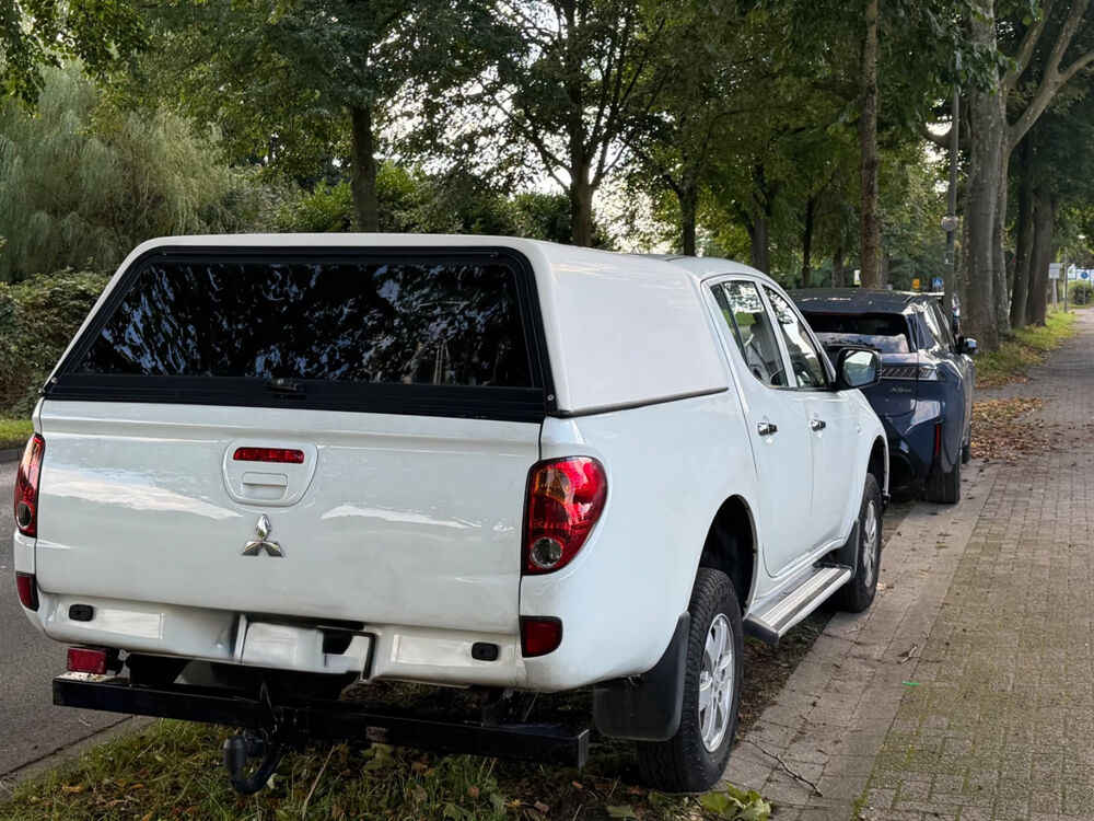 L200 2.5 DI-D 136cv 4 PORTES Hardtop, attelage 2012 occasion 39140 Bletterans