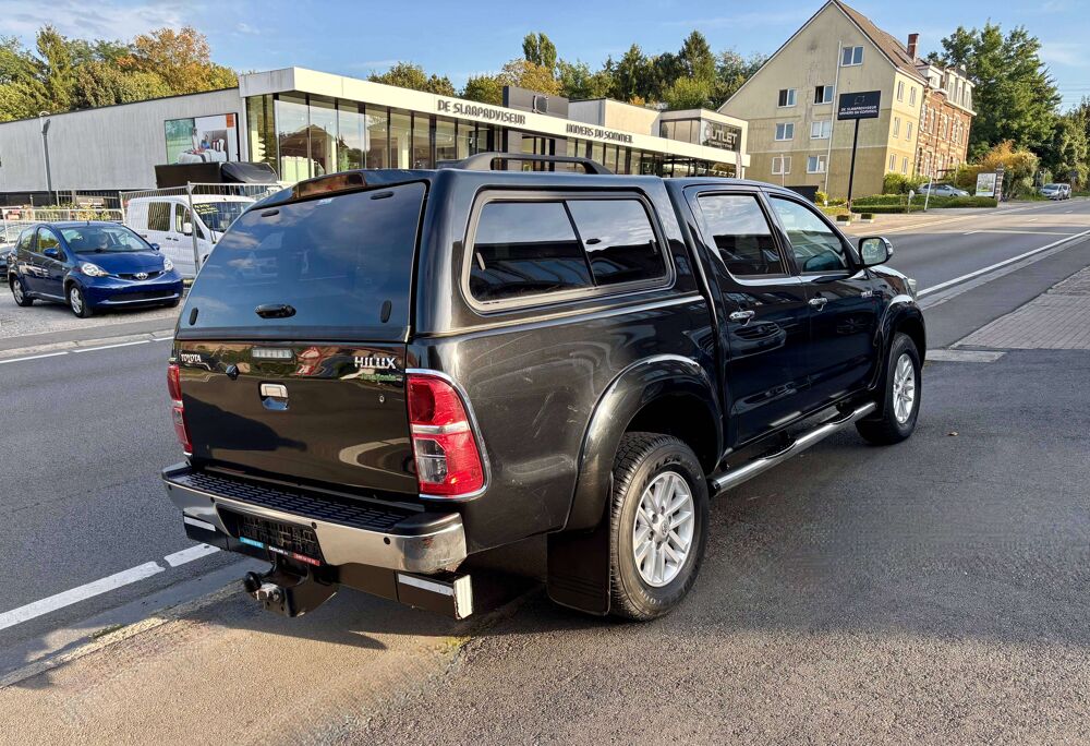 Hi Lux HILUX DOUBLE CAB Hilux 3.0 D-4D 4x4 bva \ AmaZonia \  clim 2014 occasion 39140 Bletterans
