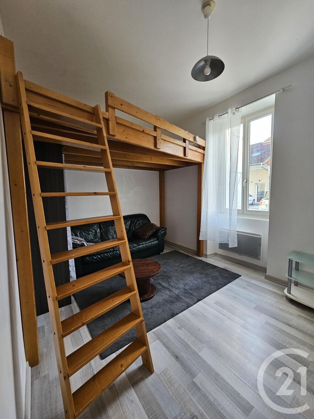 location Appartement - 1 pice(s) - 24 m Aix-les-Bains (73100)