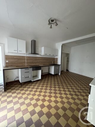  Appartement  louer 8 pices 91 m
