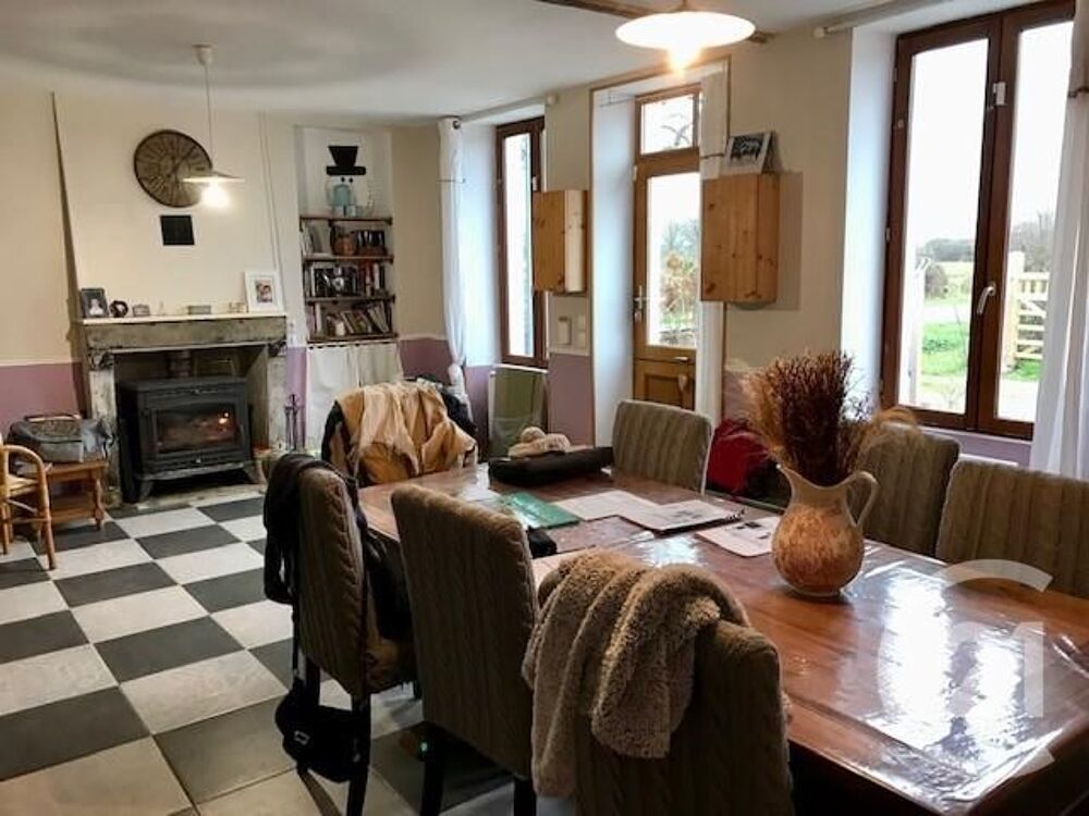 vente Maison - 6 pice(s) - 175 m Sancoins (18600)