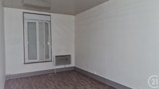  Appartement  louer 2 pices 80 m