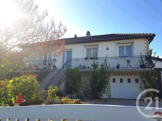  Maison  vendre 6 pices 175 m
