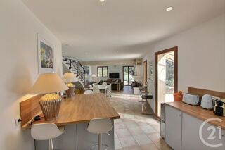  Maison  louer 5 pices 219 m