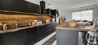  Maison  vendre 4 pices 176 m