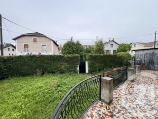  Maison  louer 5 pices 287 m