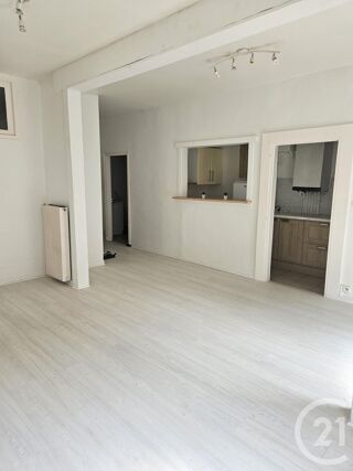  Appartement  louer 2 pices 65 m