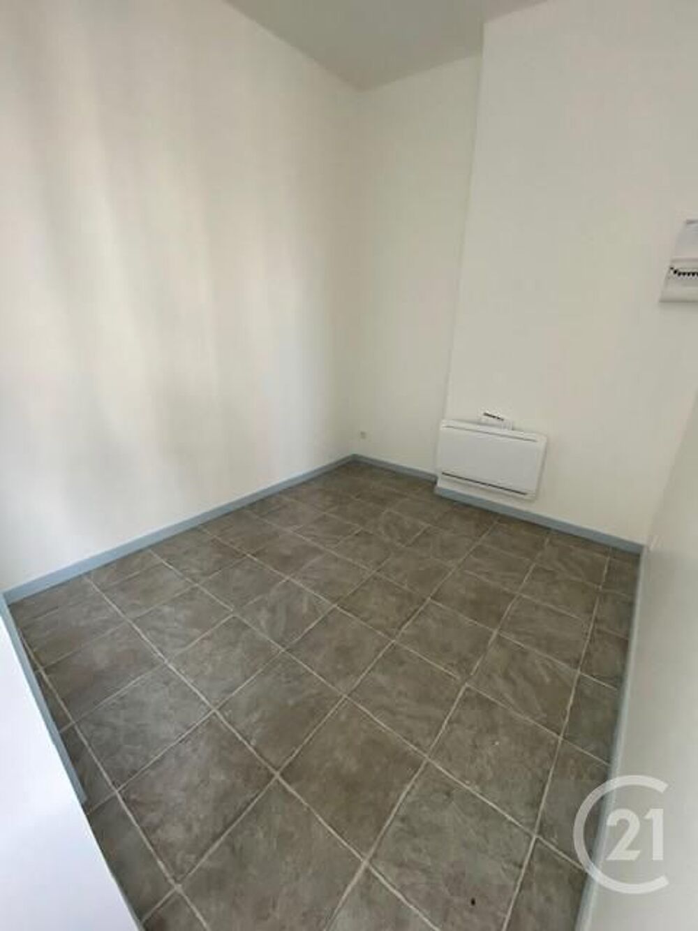 location Appartement - 1 pice(s) - 12 m Pronne (80200)