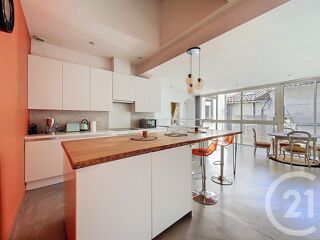  Appartement  louer 4 pices 164 m