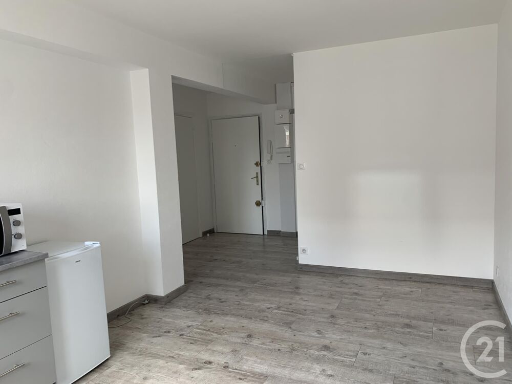 location Appartement - 1 pice(s) - 40 m Montluon (03100)