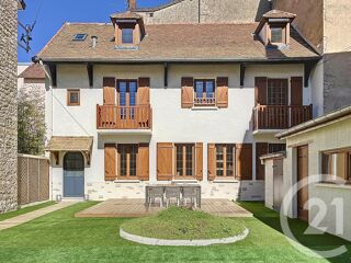  Maison  vendre 7 pices 162 m