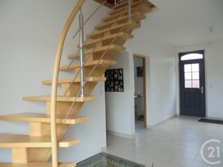  Maison  louer 4 pices 162 m