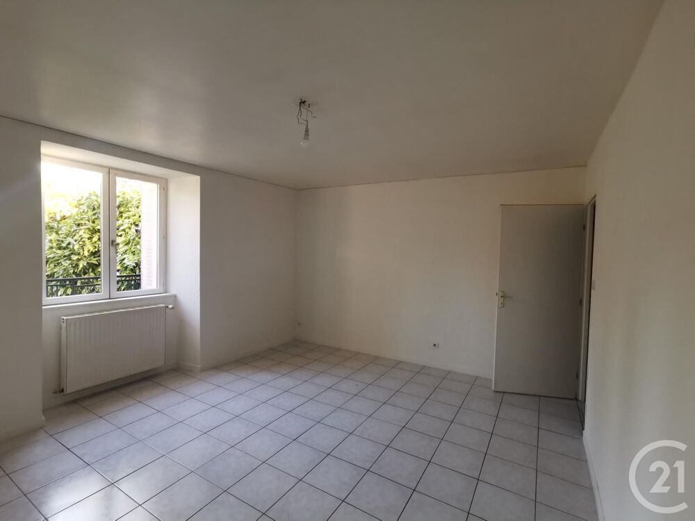 location Appartement - 3 pice(s) - 88 m Roche-lez-Beaupr (25220)