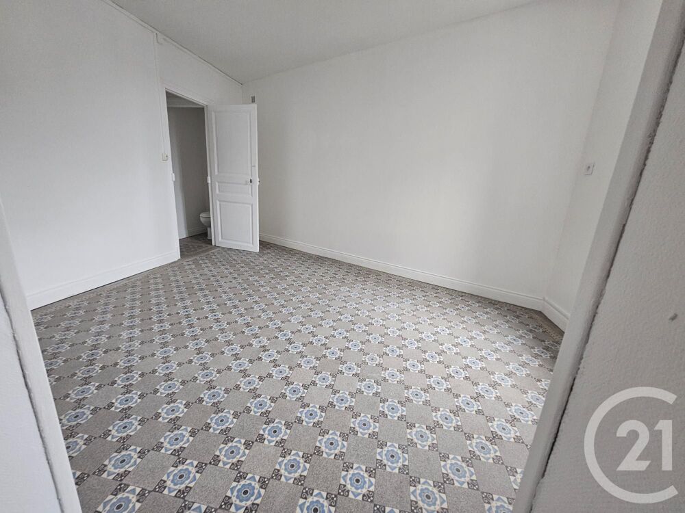 location Appartement - 2 pice(s) - 51 m Montluon (03100)