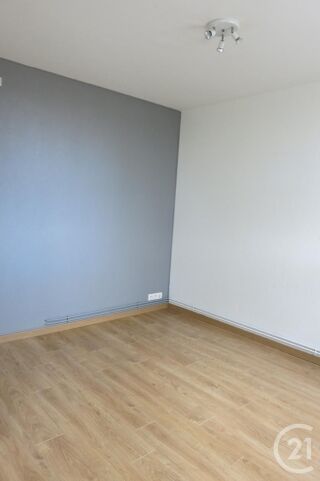  Appartement  louer 2 pices 55 m