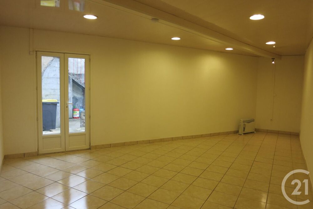 location Appartement - 1 pièce(s) - 115 m² Montluçon (03100)