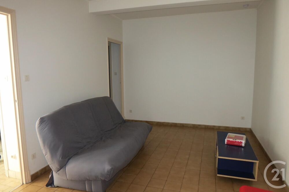 location Appartement - 1 pice(s) - 45 m Montluon (03100)