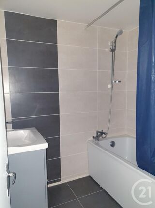  Appartement  louer 2 pices 49 m