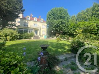  Maison  vendre 12 pices 350 m