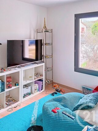  Maison  vendre 5 pices 121 m