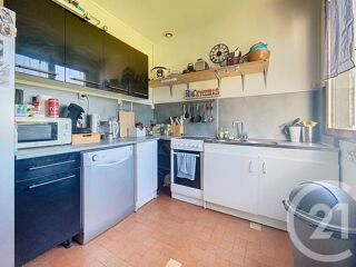  Maison  vendre 5 pices 296 m