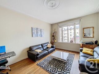  Appartement  vendre 7 pices 161 m