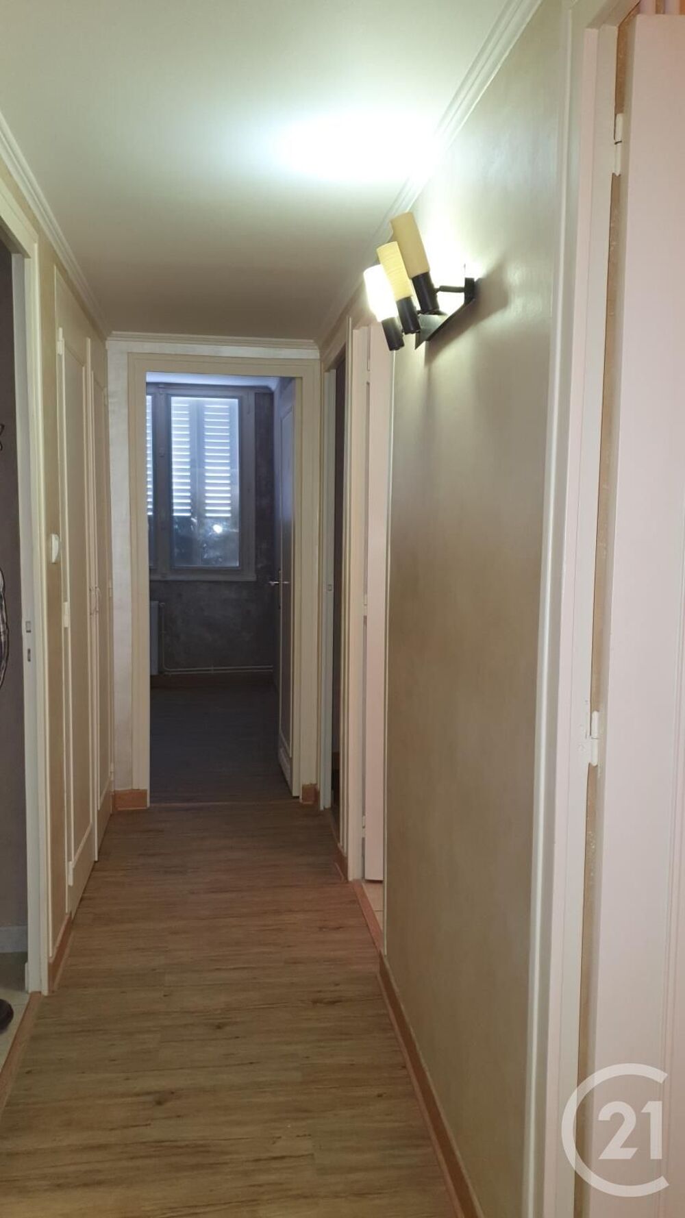 vente Appartement - 3 pice(s) - 53 m Montluon (03100)