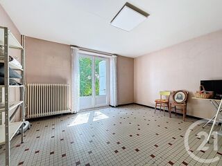  Maison  vendre 6 pices 230 m