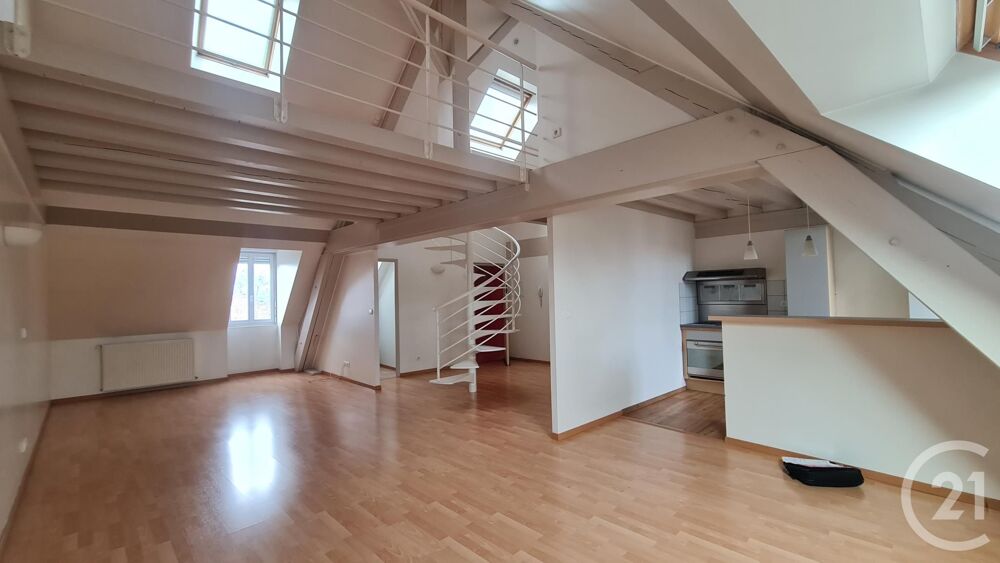 location Appartement - 4 pice(s) - 103 m Montluon (03100)