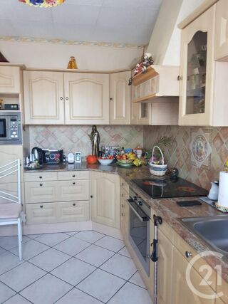  Maison  vendre 6 pices 175 m